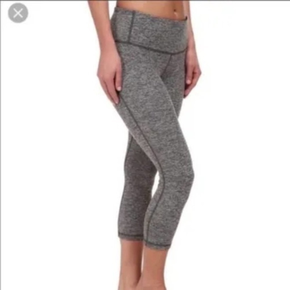 Patagonia Centered Crops Heather Gray Space Dye Leggings Medium